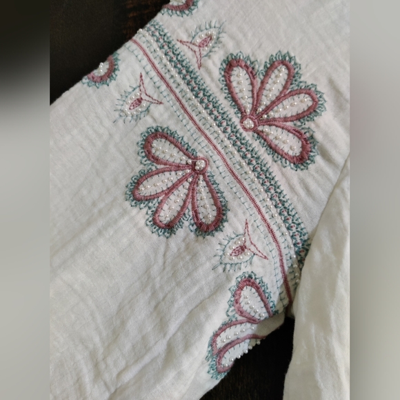 Women's Dress - Picture 5 of 11